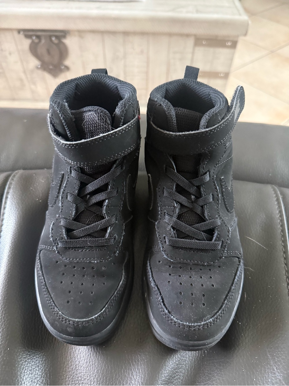 NIKE Girls High-Top Athletic Sneakers in Black
